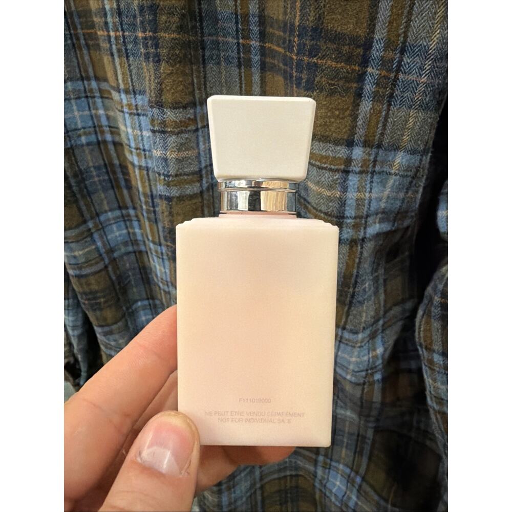 Miss Dior Lait Fondant Moisturizing Body Milk 2.5 oz - Picture 2 of 3